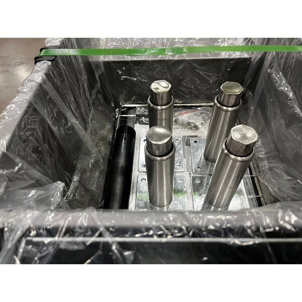 Scratch and Dent Avantco FF40 Liquid Propane 40 lb. Stainless Steel Floor Fryer - 90,000 BTU