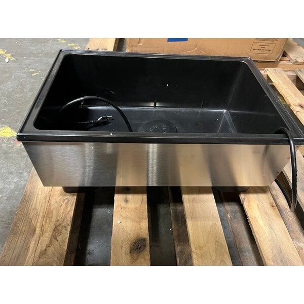 Scratch and Dent Vollrath 72023 Cayenne Full Size Heat 'n Serve Ultra Countertop Rethermalizer - 120V, 1440W
