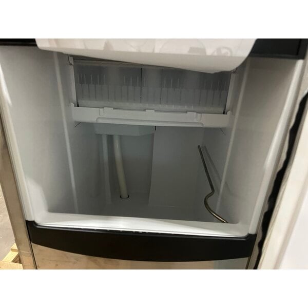 Scratch and Dent Scotsman CU50GAX-1A 14 7/8" Air-Cooled Undercounter Gourmet Cube Ice Machine with 26 lb. Bin - 65 lb., 115V