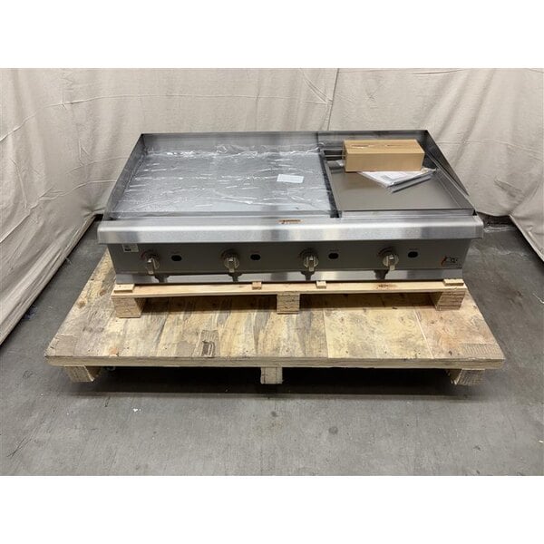 Scratch and Dent Cooking Performance Group GM-CPG-48-NL 48" Gas Countertop Griddle with Manual Controls - 120,000 BTU