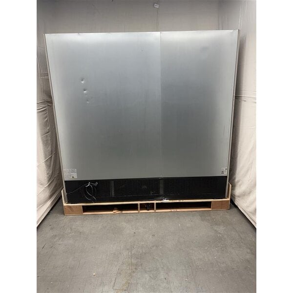 Scratch and Dent Avantco SS-3F-HC 81 5/16" Stainless Steel Solid Door Reach-In Freezer