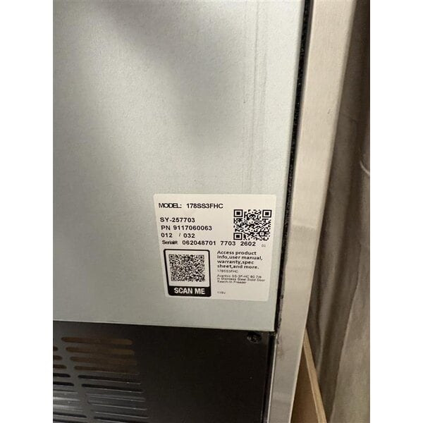 Scratch and Dent Avantco SS-3F-HC 81 5/16" Stainless Steel Solid Door Reach-In Freezer