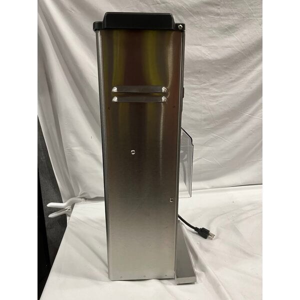 Scratch and Dent Vitamix 577 Mix'n Mixer Countertop Frozen Dessert Mixer with Permanent Hard Ice Cream Agitator - 120V