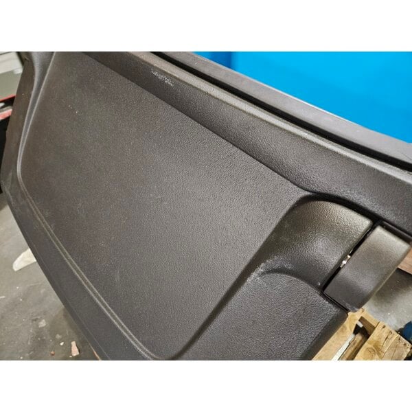 Scratch and Dent Manitowoc D-570 Ice Storage Bin - 532 lb.