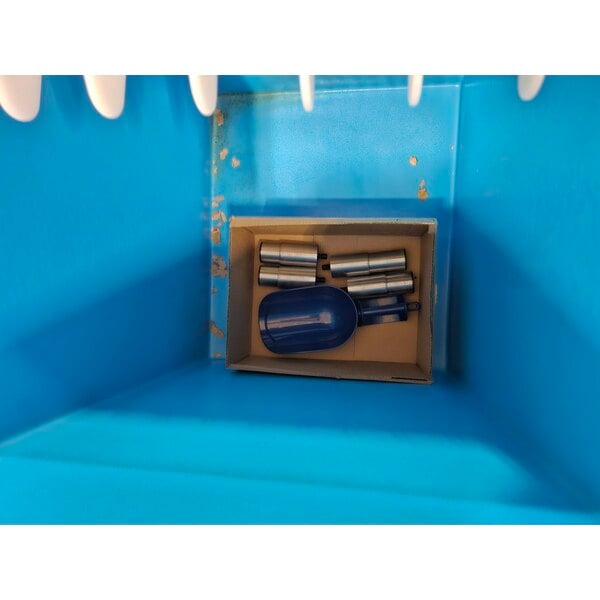 Scratch and Dent Manitowoc D-570 Ice Storage Bin - 532 lb.