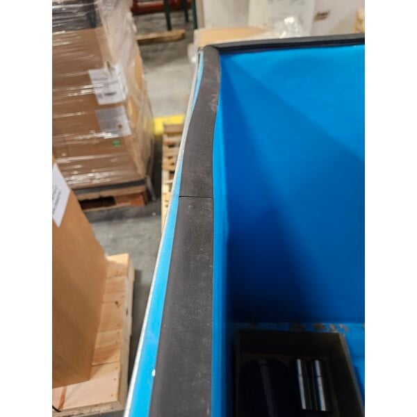 Scratch and Dent Manitowoc D-570 Ice Storage Bin - 532 lb.