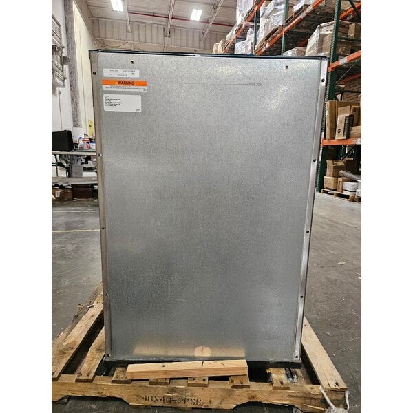 Scratch and Dent Manitowoc D-570 Ice Storage Bin - 532 lb.