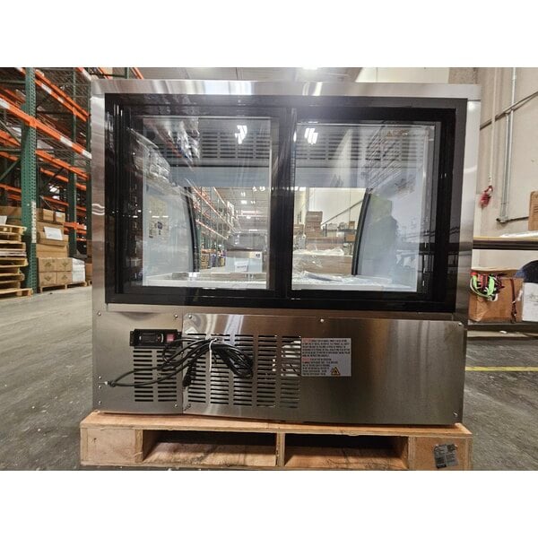 Scratch and Dent Avantco DLC47-HC-S 47" Stainless Steel Curved Glass Refrigerated Deli Case