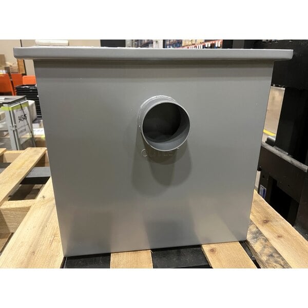 Scratch and Dent Regency 40 lb. 20 GPM Grease Trap with 3" Non-Threaded Connections - PDI Certified