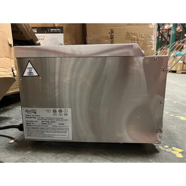Scratch and Dent Avantco T3600D Commercial 14 1/2" Wide Conveyor Toaster with 3" Opening - 240V, 3600W, 1200 Slices per Hour