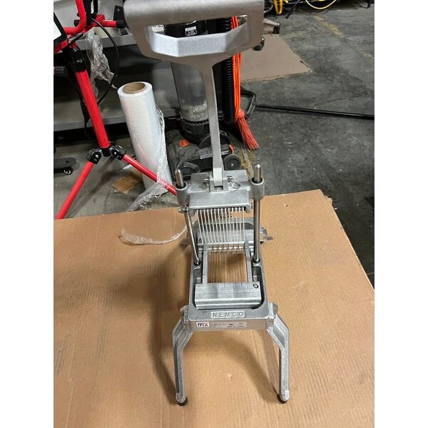 Scratch and Dent Nemco 56750-2 1/4" Cut Easy Onion / Fruit / Vegetable Slicer II