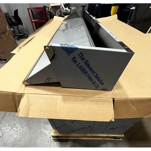Scratch and Dent Beverage-Air SPE60HC-16 Elite Series 60" 2 Door Refrigerated Sandwich Prep Table