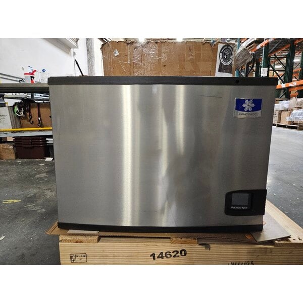 Scratch and Dent Manitowoc IYT0500W-161 Indigo NXT 30" Water Cooled Half Dice Ice Machine - 115V, 535 lb.
