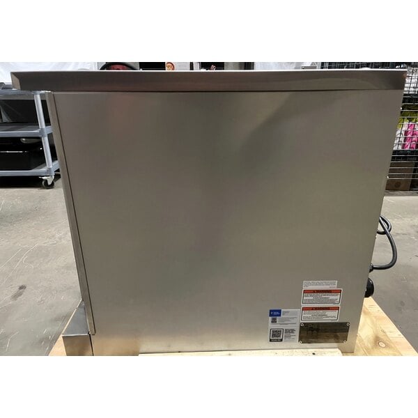 Scratch and Dent Cooking Performance Group FECD-100-B Single Deck Standard Depth Full Size Electric Convection Oven - 208V, 1 Phase, 11 kW