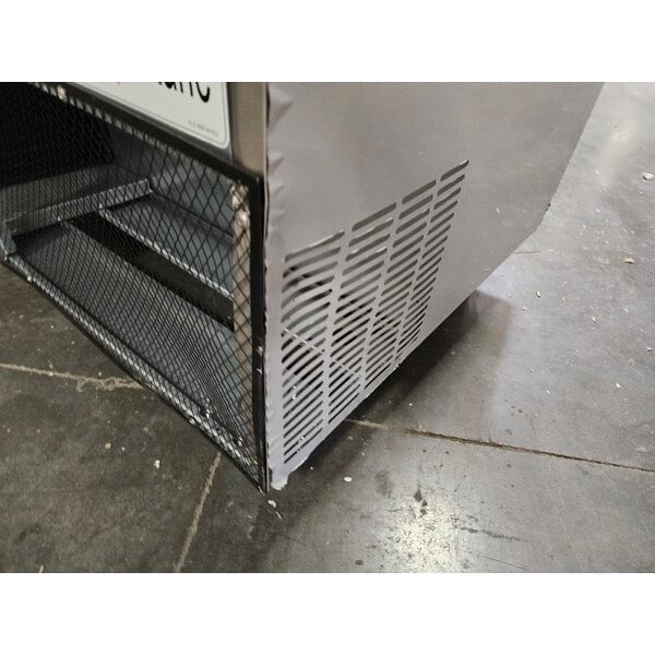 Scratch and Dent Avantco AU-72R 72" Undercounter Refrigerator