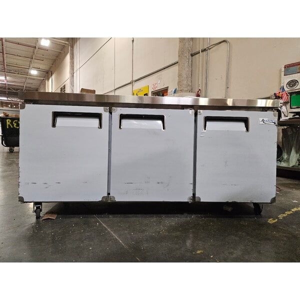 Scratch and Dent Avantco AU-72R 72" Undercounter Refrigerator