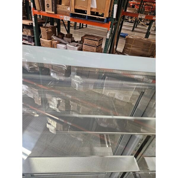 Scratch and Dent Avantco BCF-48-HC 47 3/16" Square Glass White Refrigerated Bakery Display Case