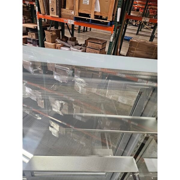 Scratch and Dent Avantco BCF-48-HC 47 3/16" Square Glass White Refrigerated Bakery Display Case