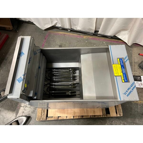Scratch and Dent Pitco® SE184-D 60 lb. Solstice Electric Floor Fryer with Digital Controls - 208V, 1 Phase, 17kW