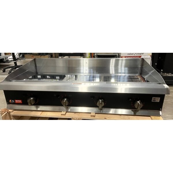 Scratch and Dent Cooking Performance Group GTU-CPG-48-N Ultra Series 48" Chrome Plated Natural Gas 4-Burner Countertop Griddle - 120,000 BTU