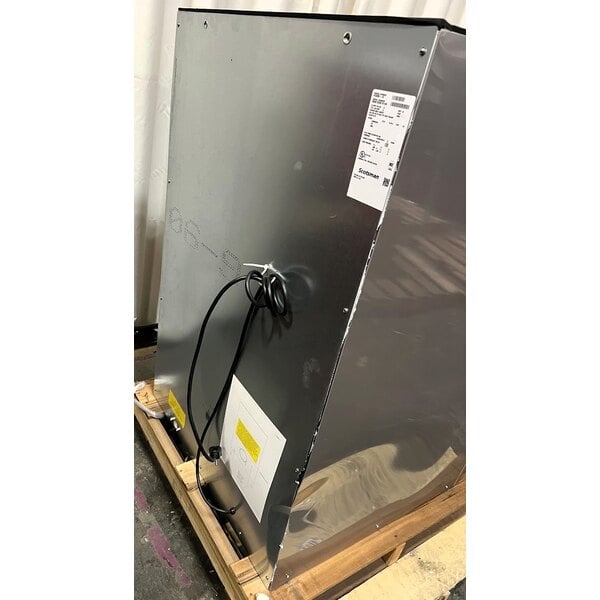 Scratch and Dent Scotsman HD30B-1 iceValet 30" Wide Hotel Ice Dispenser 180 lb. Capacity - 115V