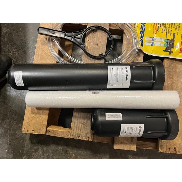 Scratch and Dent Everpure EV9437-10 High Flow CSR Quad-MC2 Water Filtration System with Pre-Filter - 0.2 Micron and 6.7 GPM