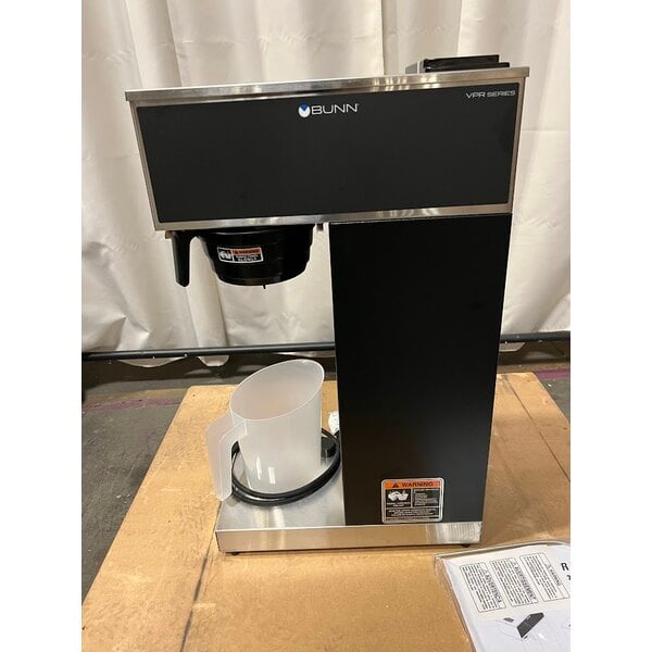 Scratch and Dent Bunn 33200.0010 VPR-APS Pourover Airpot Coffee Brewer - 120V