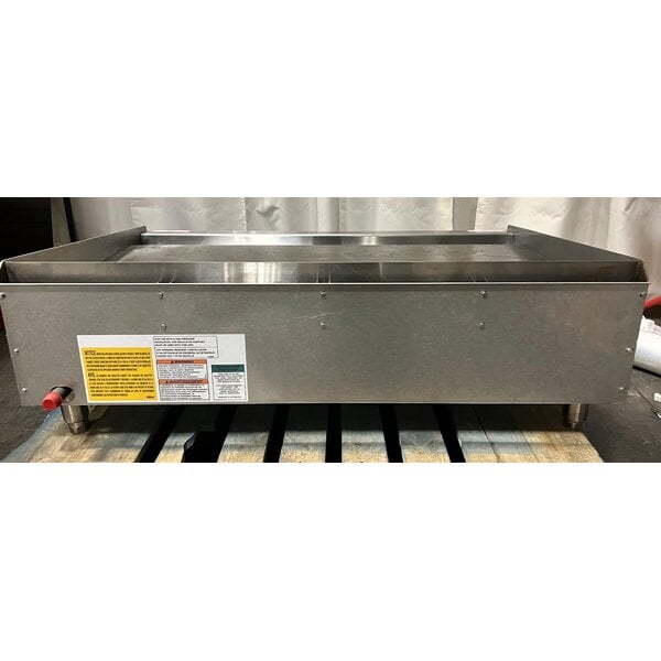 Scratch and Dent Vulcan MSA48-101 48" Countertop Natural Gas Griddle with Snap Action Thermostatic Controls - 108,000 BTU