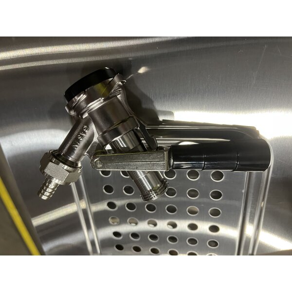 Scratch and Dent Avantco UDD-1-HC Double Tap Kegerator Beer Dispenser - Black, (1) 1/2 Keg Capacity