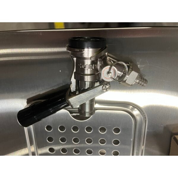 Scratch and Dent Avantco UDD-1-HC Double Tap Kegerator Beer Dispenser - Black, (1) 1/2 Keg Capacity