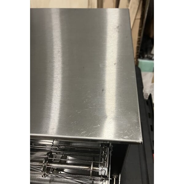 Scratch and Dent Vollrath CT2B-120500 JT1B Conveyor Toaster with 1 1/2" Opening - 120V, 1600W
