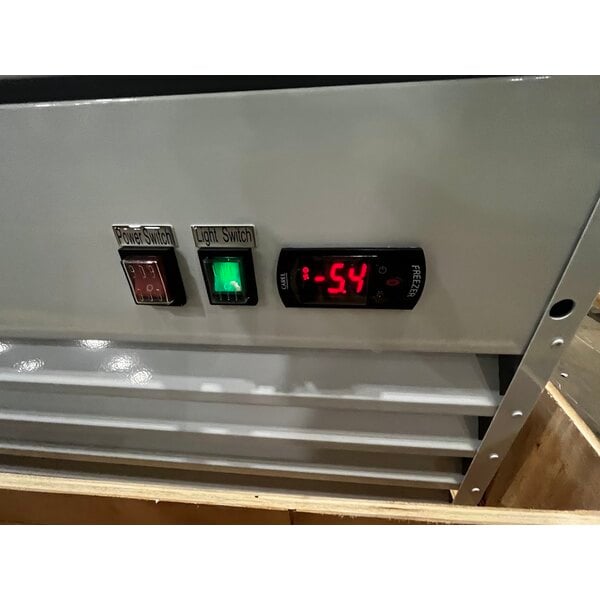 Scratch and Dent Avantco GDC-24F-HC 31" White Swing Glass Door Merchandiser Freezer with LED Lighting
