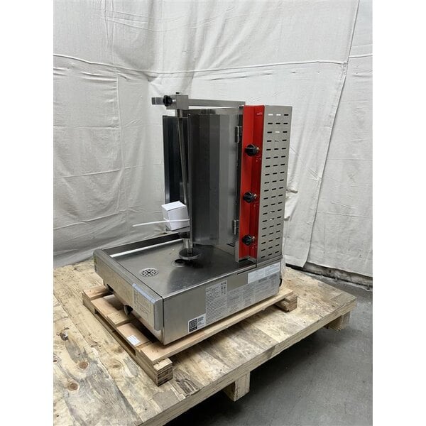 Scratch and Dent Avantco VB203 Gas Vertical Broiler - 65 lb. Capacity, 28,500 BTU
