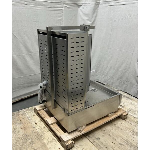 Scratch and Dent Avantco VB203 Gas Vertical Broiler - 65 lb. Capacity, 28,500 BTU