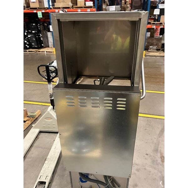 Scratch and Dent MainStreet Equipment HTDT Single Rack High-Temperature Door-Type Dish Machine with Booster Heater - 208-240V, 3 Phase