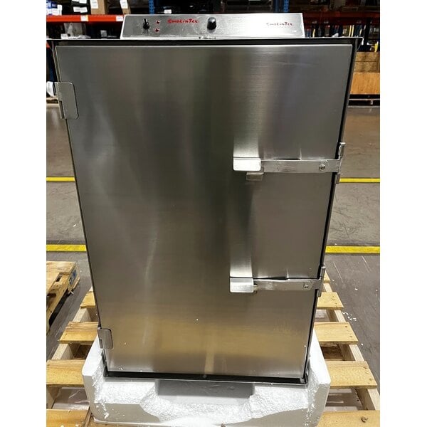 Scratch and Dent SmokinTex 1500-C Pro Series Commercial Electric Smoker - 120V, 1400W