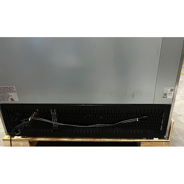 Scratch and Dent Avantco A-49F-HC 54" Solid Door Reach-In Freezer