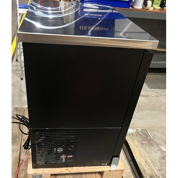 Scratch and Dent Avantco UBB-36G-HC 36" Black Counter Height Narrow Glass Door Back Bar Refrigerator with LED Lighting