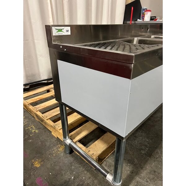 Scratch and Dent Regency 72" x 18 3/4" Three Bowl Underbar Sink with Two Large Drainboards