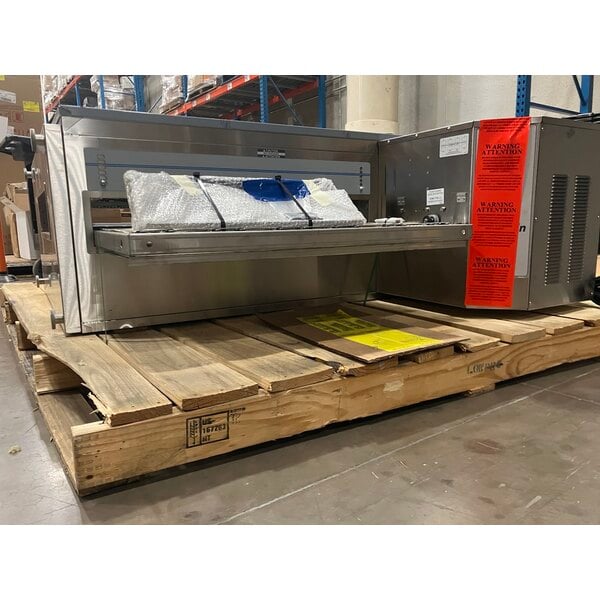 Scratch and Dent Lincoln 3240-000-N-K2302 Impinger 3240 Series FastBake Natural Gas Conveyor Oven, Bidirectional Operation - 115,000 BTU