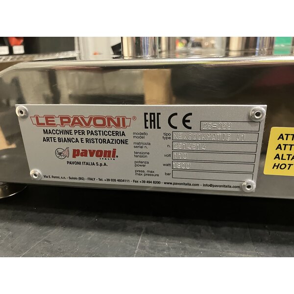 Scratch and Dent Pavoni Cookmatic Pastry / Tartlet Heated Press - 110V