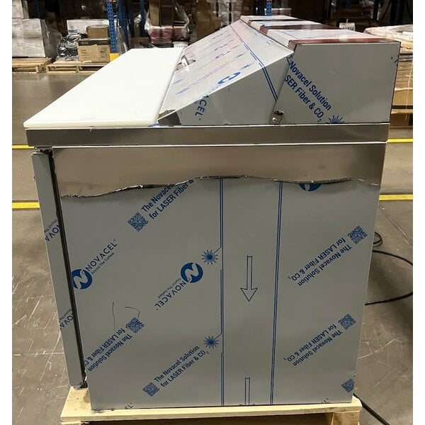 Scratch and Dent Beverage-Air SPE60HC-16 Elite Series 60" 2 Door Refrigerated Sandwich Prep Table