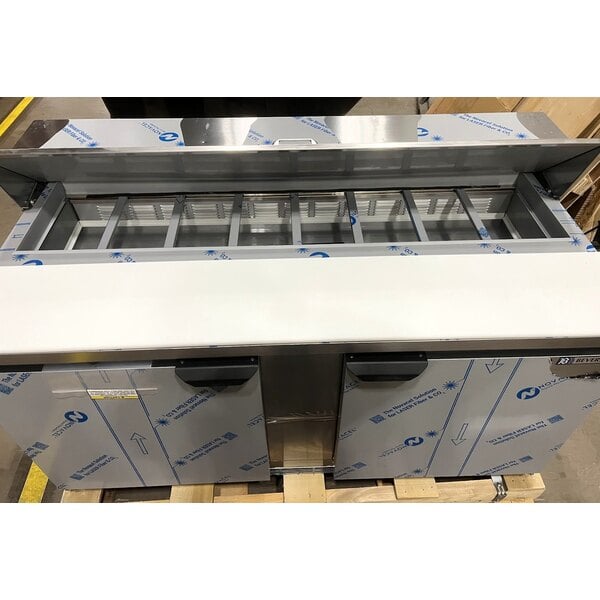 Scratch and Dent Beverage-Air SPE60HC-16 Elite Series 60" 2 Door Refrigerated Sandwich Prep Table