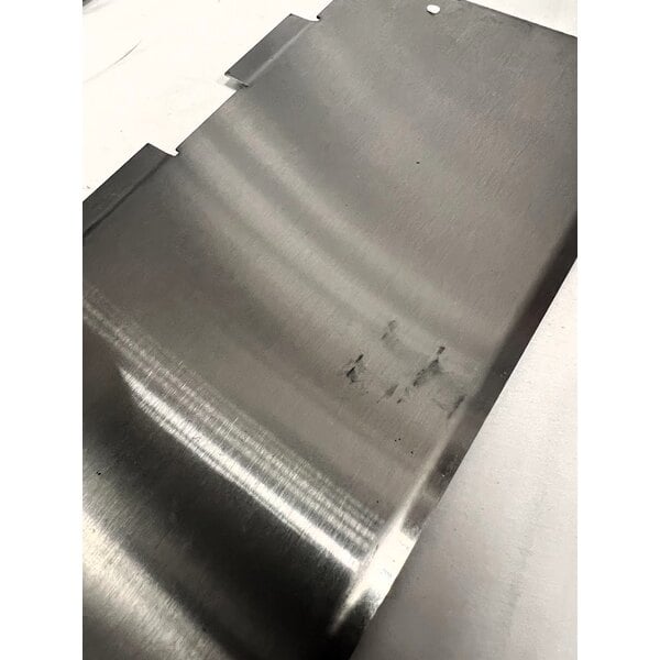 Scratch and Dent Avantco T3300B Commercial 10" Wide Conveyor Toaster with 3" Opening - 208V, 3300W, 800 Slices per Hour