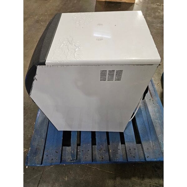 Scratch and Dent Scotsman UN1215AX-1 15" Air-Cooled Undercounter Nugget Ice Machine with 36 lb. Bin