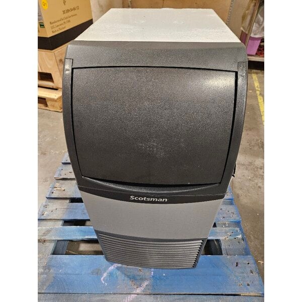 Scratch and Dent Scotsman UN1215AX-1 15" Air-Cooled Undercounter Nugget Ice Machine with 36 lb. Bin