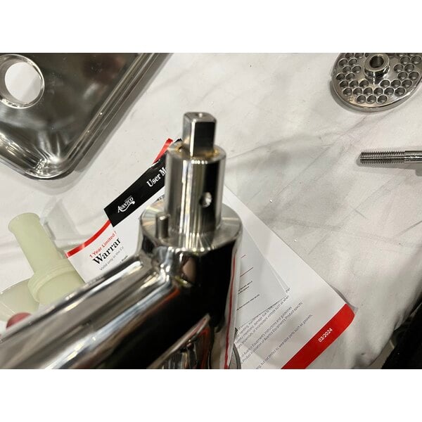 Scratch and Dent Avantco MG22R #22 Meat Grinder with Reverse Function - 110V, 1 1/2 hp