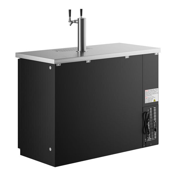 Scratch and Dent Avantco UDD-48-HC Double Tap Kegerator Beer Dispenser - Black, (2) 1/2 Keg Capacity