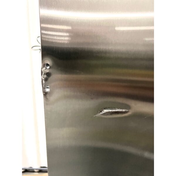 Scratch and Dent Avantco Z1-R2-A 29" Right-Hinged Solid Half Door Stainless Steel Reach-In Refrigerator