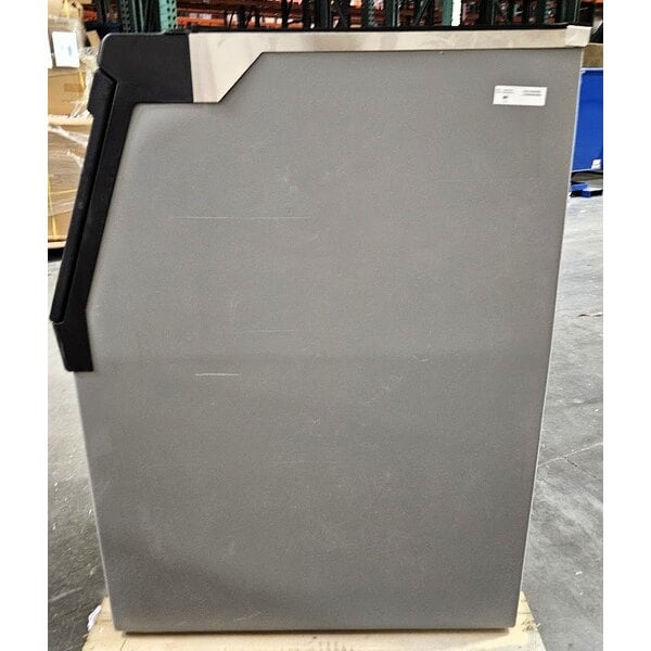 Scratch and Dent Avantco Ice BIN54030 30" Ice Storage Bin with Plastic Exterior - 536 lb.